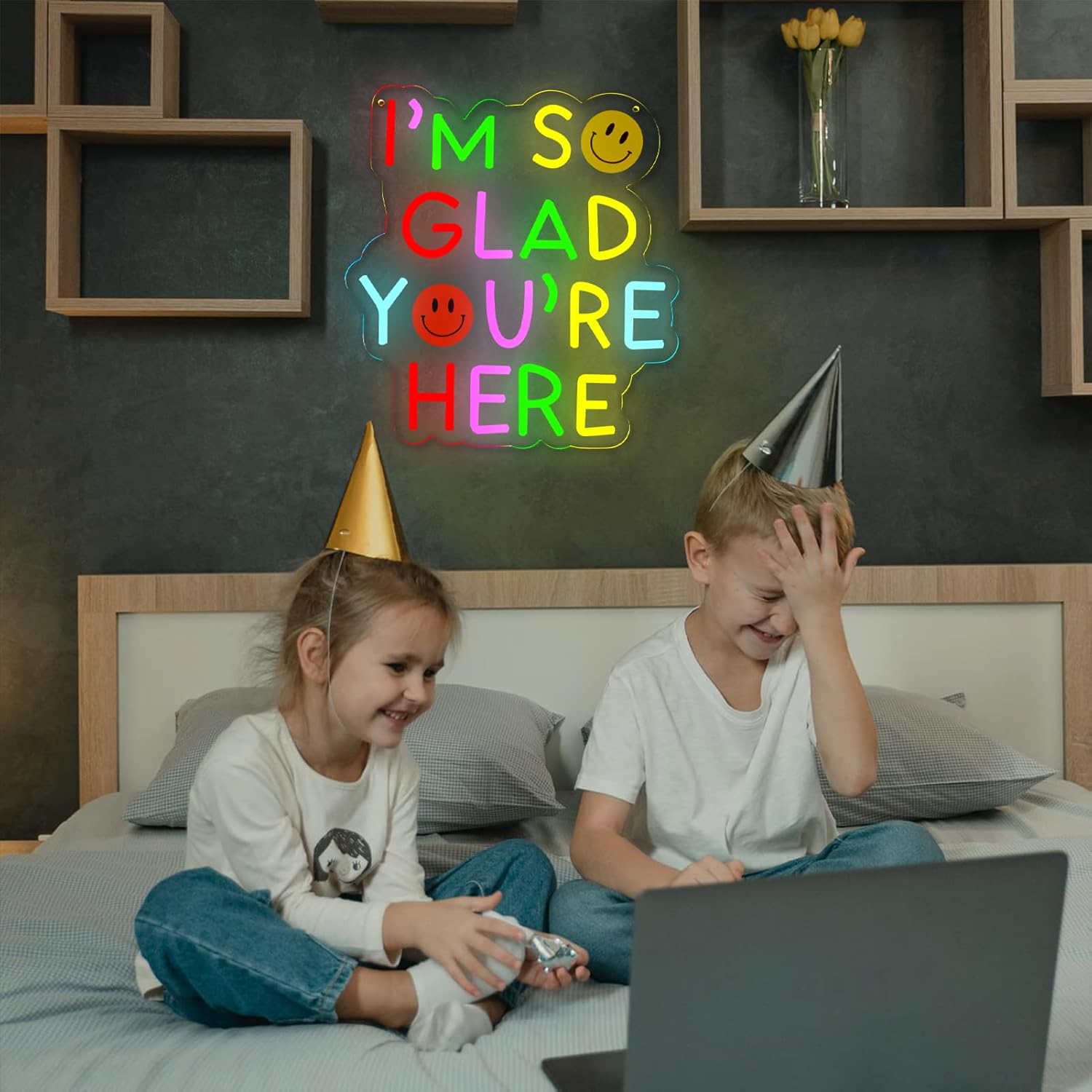 I’m So Glad You’re Here Neon S - Outdoor Power Reno review and price